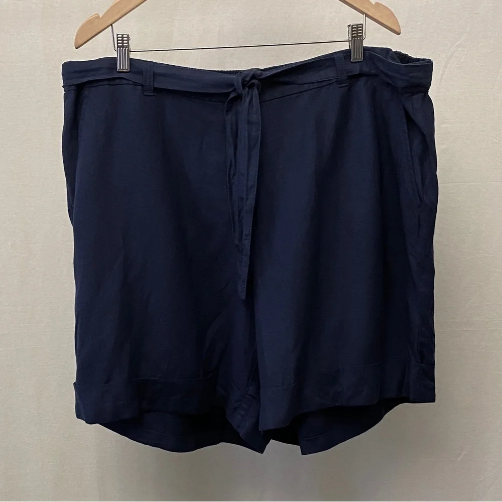 Lane Bryant NWT 22/24 Linen Blend Shorts Womens Belted Cuffed Navy Blue New